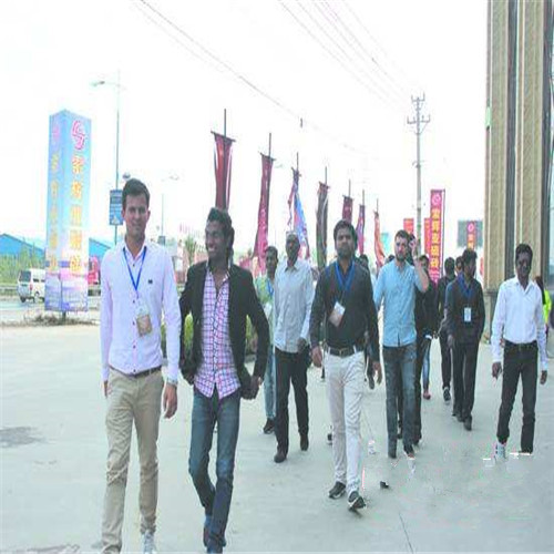 熱烈歡迎俄羅斯客商蒞臨中重采購(gòu)礦用設(shè)備