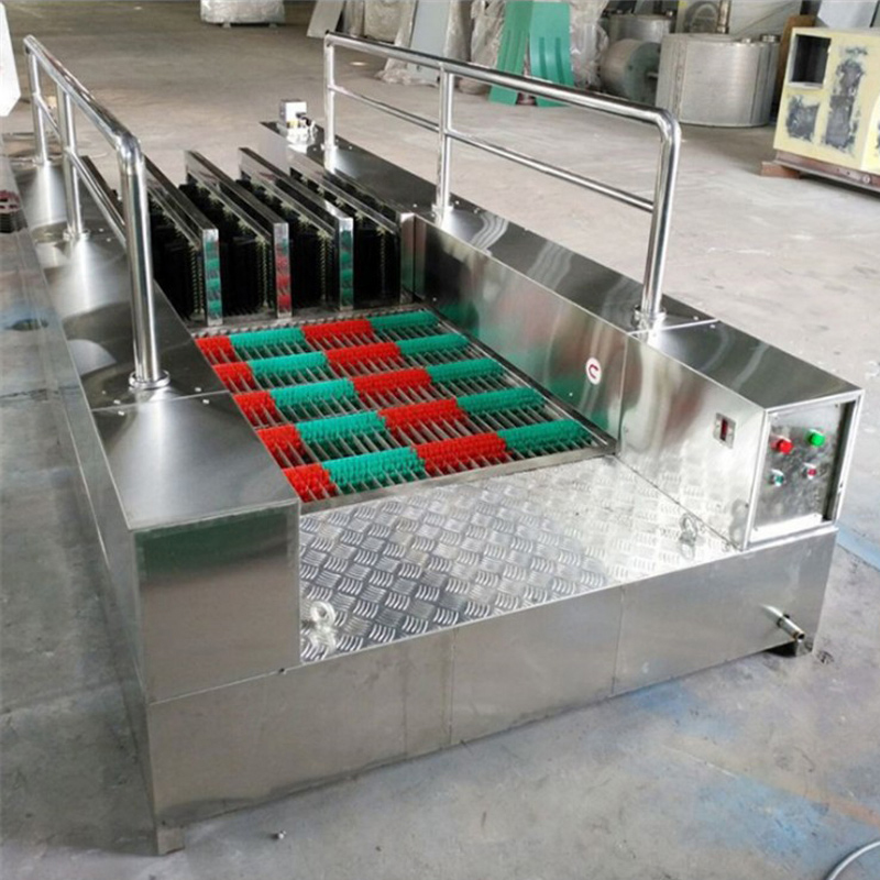 中重智能一批洗靴機(jī)發(fā)往山西長治