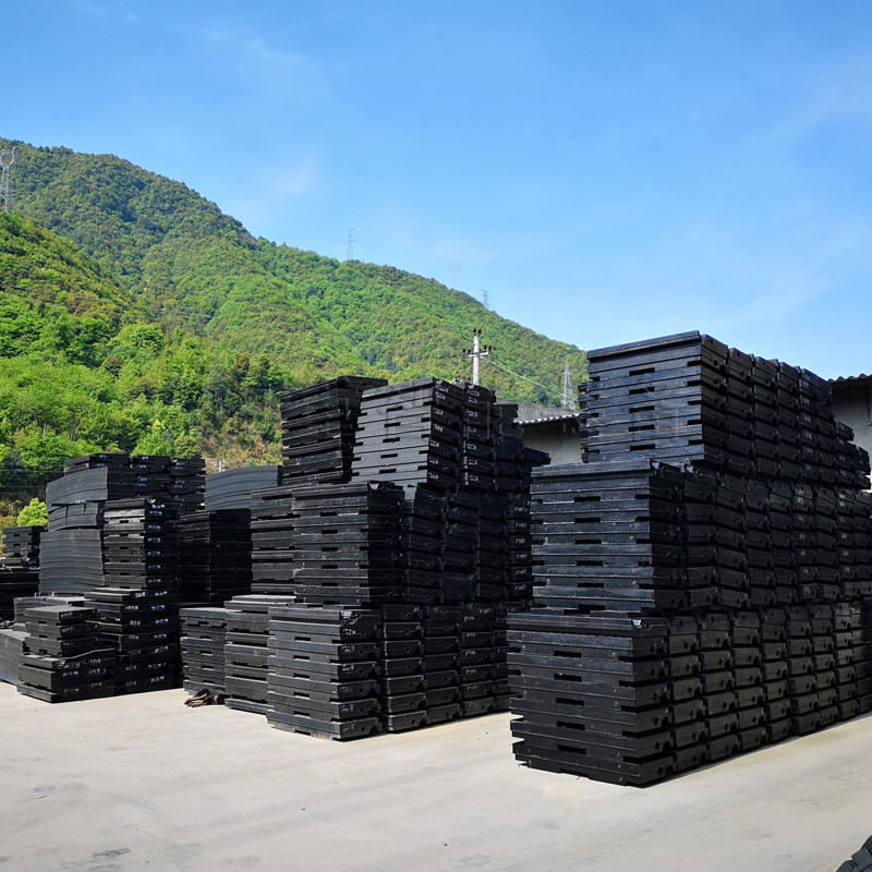 鐵路橡膠道口板